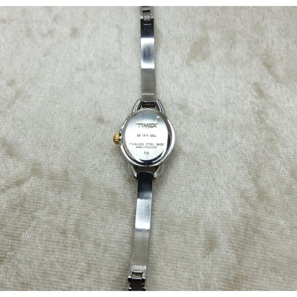 Vintage Womens Timex Indiglo Silver Tone Gold Tone Slim Band P8 Watch - Picture 8 of 8